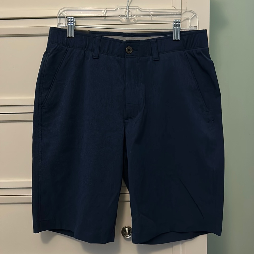 Men’s Navy blue Under Armour shorts